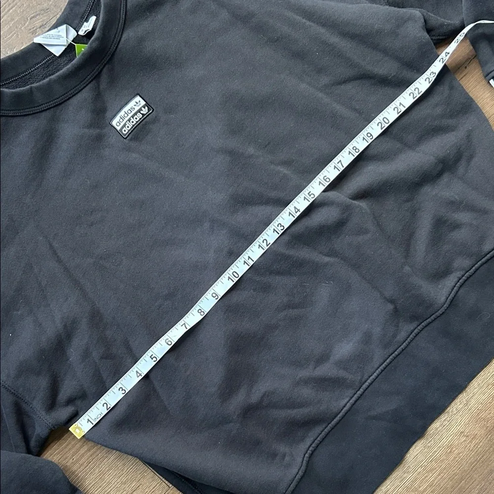 adidas Black Crewneck Sweater ! Large